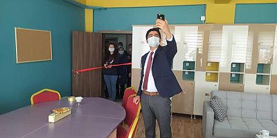 Bir Köyde Çekildi, Türkiye Derecesine Girdi