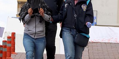 Birlikte yaşadığı kadın tarafından öldürüldü