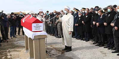 Bitlis Şehidimizi Son Yolculuğuna Uğurladık