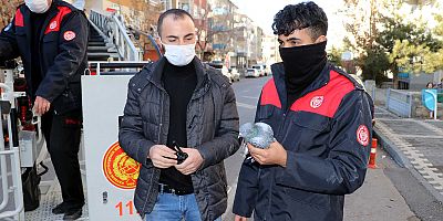 Boş Evde Mahsur Kalan Güvercini Kurtarma Seferberliği
