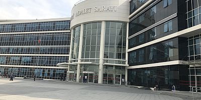 Boşanma davasında damat ile kayınbaba yumruklaştı