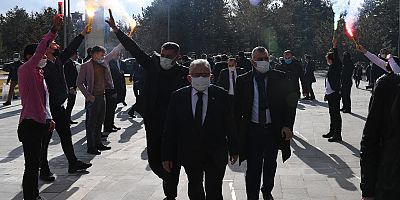 Büyükkılıç’a Ak Gençlerden Coşkulu Karşılama