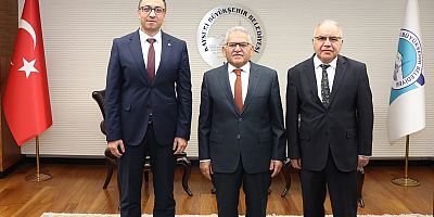 Büyükkılıç’a PTT Başmüdürü Çalışkan’dan 182. Yıl ziyareti