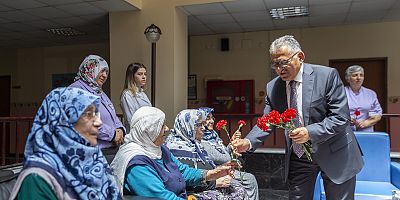Büyükkılıç: Dua Kaynağı Yaşlı Çınarlarımızın, Yaşlılara Saygı Haftası’nı Kutluyorum
