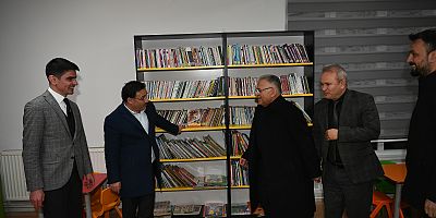 Büyükkılıç İle Çiçek, Yeni Hizmete Açılan Akkışla İlçe Halk Kütüphanesi’ni İnceledi