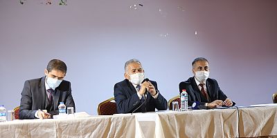 Büyükkılıç, Sıfır Vakaya Düşen Sarız’da Kütüphane Açtı, Muhtarlara Seslendi