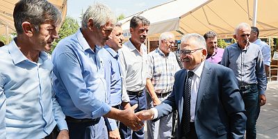 Büyükkılıç'tan Muhtarlara Jest