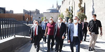 Büyükkılıç’tan “Yerel Yönetimler” Zirvesi
