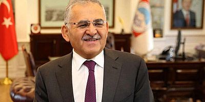 Büyükkılıç, Üniversite Adaylarını Kayseri’ye Davet Etti