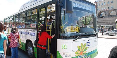 Büyükşehir 135 Milyon Kişi Taşıdı