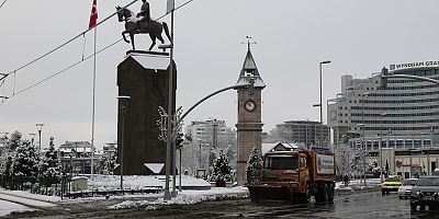 Büyükşehir, 640 Mahalle Yolunu Ulaşıma Açtı