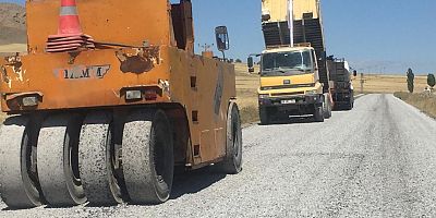 Büyükşehir’den Kırsal Mahalle Yollarına Hizmet Yolculuğu