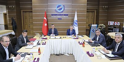 Büyüksimitci: “Enflasyonu Düşürmeye Odaklanıp, Büyümeyi Kalıcı Kılmalıyız”