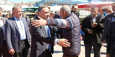 Cabbar Başkandan Tüm Pazar Esnafına Jest