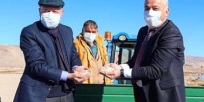 Çolakbayrakdar’ın Milli ve Yerli Tohum Hamlesi Takdir Topladı