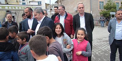 Daha Yeşil Bir Bünyan İçin Güllüce Mahallesi'nde Fidan Dağıtımı Gerçekleştirildi