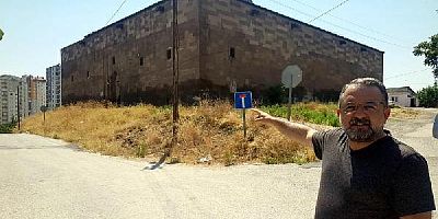 Defineciler Tarafından Tahrip Edilen 'Köşk Medrese' Onarılmayı Bekliyor