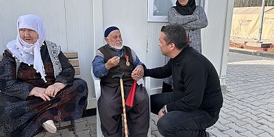 Depremzede Kıbrıs Gazisi'nden Kayseri'ye ve Başkan Büyükkılıç'a Teşekkür