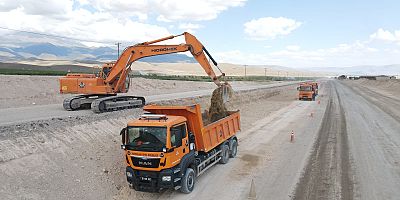 Develi-Başköy Arası Yol Genişletme Çalışması Devam Ediyor