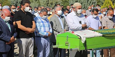 Develi Belediye Başkanı Cabbar’ın Annesi Toprağa Verildi