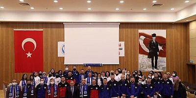 Develi Belediyespor Seyrani Kampüsü'nde Öğrencilerle Bir Araya Geldi
