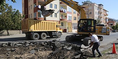 Develi’de Sıcak Asfalt Çalışması