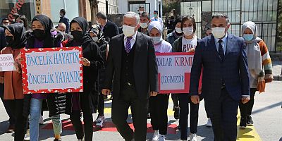 Develi’de “Yayalar Kırmızı Çizgimizdir” Etkinliği