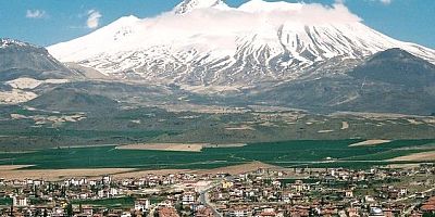 Develi Yolunda Trafik Kazası