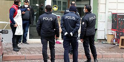 Dükkan Sahibini Bıçaklayan Kiracıya 13 Yıl 3 Ay Hapis