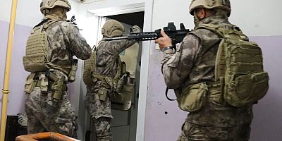 Emniyet’ten Araç Kiralama Dolandırıcılarına Operasyon: 6 Şahıs Tutuklandı