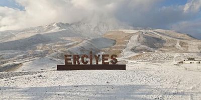 Erciyes Beyaza Büründü
