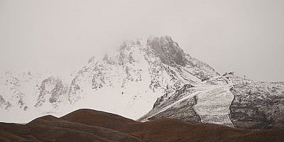 Erciyes Dağı'na Kar Yağdı