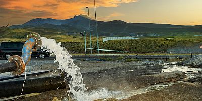 Erciyes’te 36 Derecelik Sıcak Suyun Vanasını Açıldı