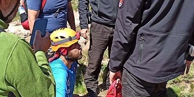 Erciyes'te mahsur kalan dağcıyı JAK timi kurtardı