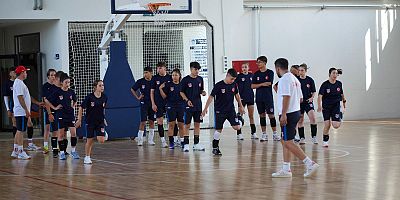 Erciyes Yüksek İrtifa Kamp Merkezi, Beyzbol 5 Milli Takımını Ağırlıyor