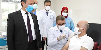 ERÜ’de Covid-19'a Karşı Geliştirilen Aşı Adayının Faz-2 Kapsamında 2. Dozu Yapıldı