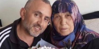 Eşi ile Koronavirüsü Yenen Doktor, Annesini Kaybetti