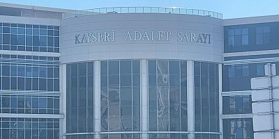 Eşini Maket Bıçağı İle Yaralayan Sanığın Yargılandığı Dava Ertelendi