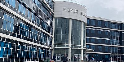 Eşiyle Baldızına Bıçak Çeken Şahıs Kendisini Dövdüğü İddiasıyla Bacanağından Şikayetçi Oldu