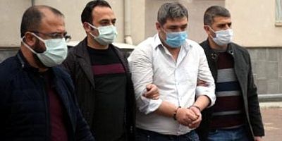 Eski Eşini Öldürdükten Sonra Çiğ Köfte Yiyip, Nargile İçmiş