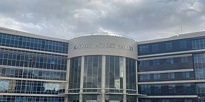 Eski Eşinin Bıçakla Yaralamakla Suçlanan Şahsın Yargılanmasına Başlandı