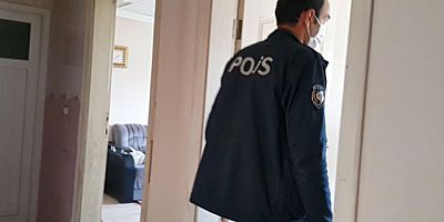 Evine Girdiği Kadının Sırtından Bıçakladığı Maskeli Saldırgan Aranıyor