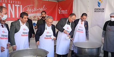 “Gece, Gündüz Demeden Çırpınan Bir Belediyecilik Anlayışı Uyguluyoruz”