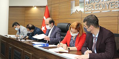 Hacılar’da Parke ve Bordür İhalesi