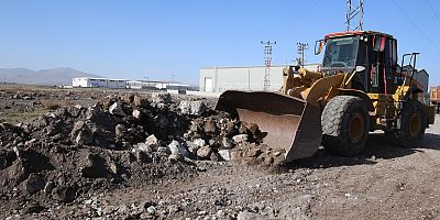 Hacılar’da Yol Çalışmaları Sürüyor
