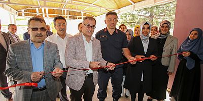 Hacılar Rasim Çetinkaya Halk Eğitim Merkezi Yılsonu Sergisi Açıldı