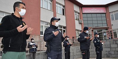 Hacılarda Şehitler İçin Dua