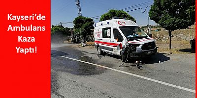 Hasta Taşıyan Ambulansa Traktör Çarptı!
