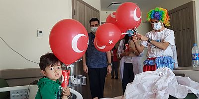 Hastanede Tedavi Gören Çocuklara '23 Nisan' Morali