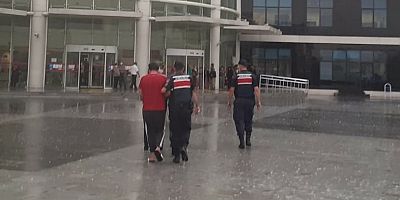 Hırsızlar Yakayı Ele Verdi